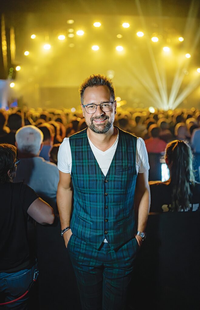 VALENTIN FLAURAUD for SAYPE