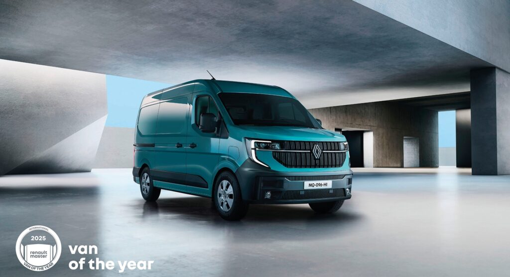 Toute utilisation de l'image sans autorisation de Renault est strictement interdite. Contact : mediatheque.renault@renault.com