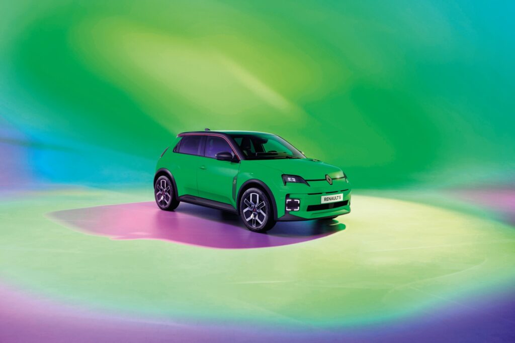 Toute utilisation de l'image sans autorisation de Renault est strictement interdite. Contact : mediatheque.renault@renault.com