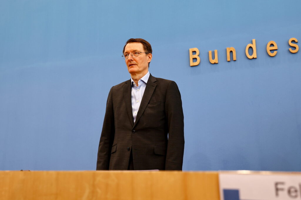 FILIP SINGER / KEYSTONE