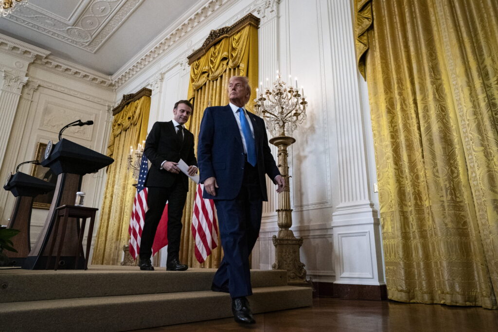 AL DRAGO / POOL / KEYSTONE