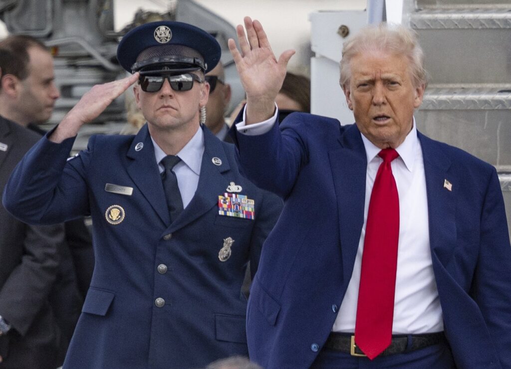 ALDIAZ / MIAMI HERALD