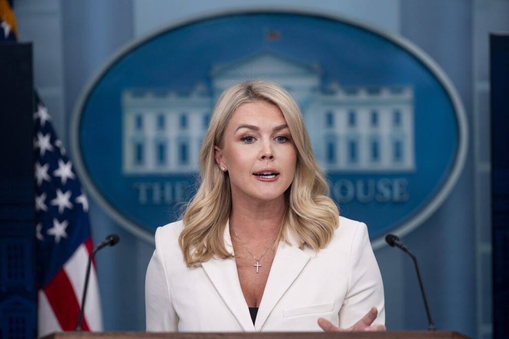 AL DRAGO / POOL / KEYSTONE