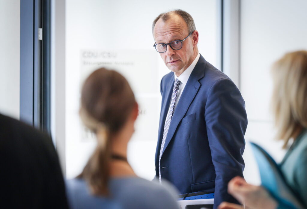 HANNIBAL HANSCHKE / KEYSTONE