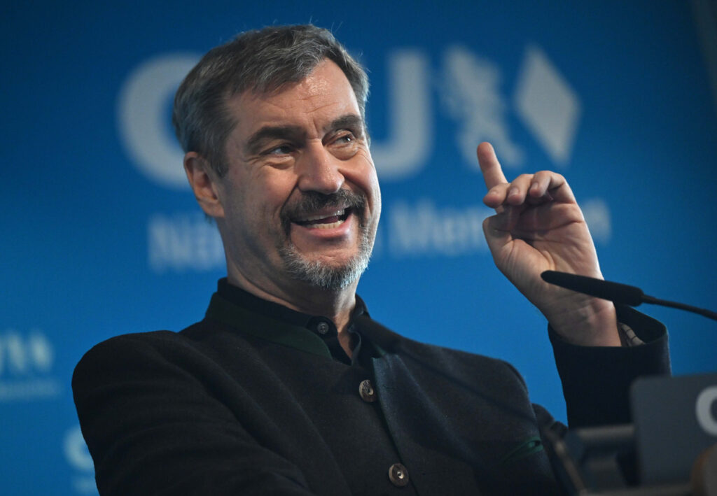 PETER KNEFFEL / KEYSTONE