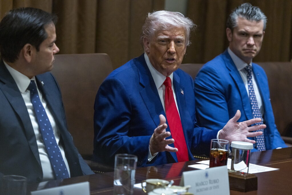 SHAWN THEW / POOL / KEYSTONE