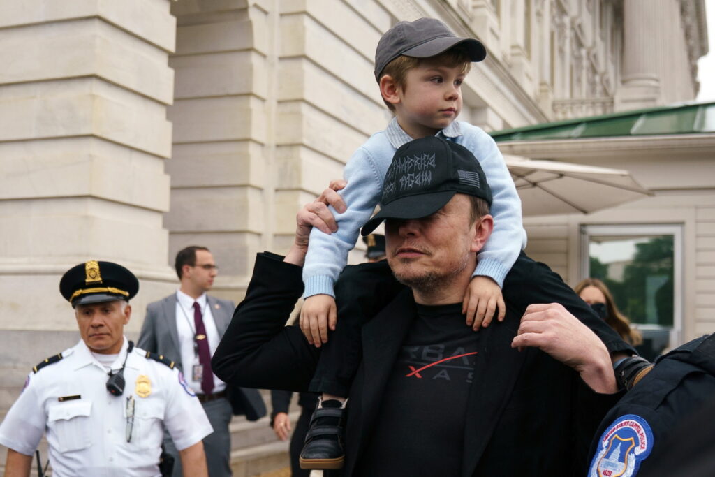 WILL OLIVER / KEYSTONE