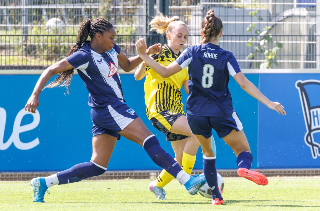 ANDREAS GORA / KEYSTONE