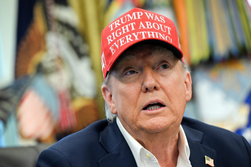 ANNABELLE GORDON / POOL / KEYSTONE