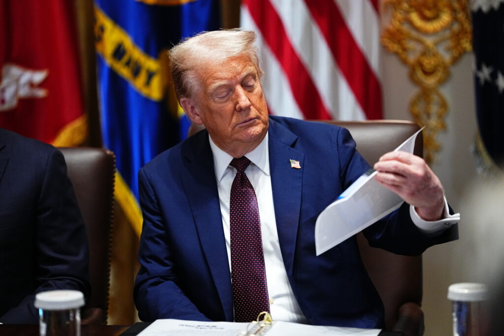 AARON SCHWARTZ / POOL / KEYSTONE