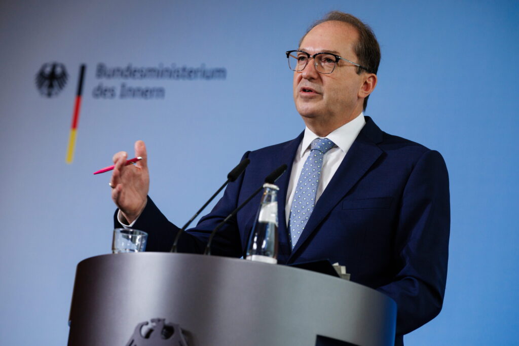 CLEMENS BILAN / KEYSTONE