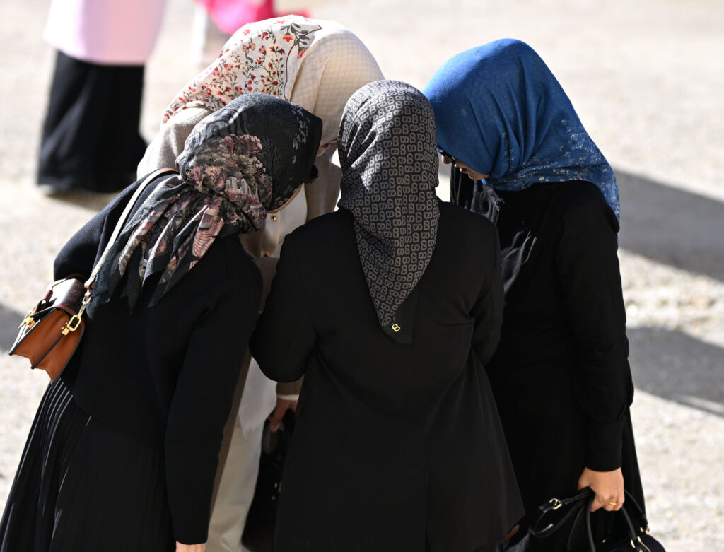 HELMUT FOHRINGER / KEYSTONE