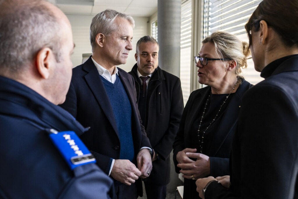 © KEYSTONE POOL / JEAN-CHRISTOPHE BOTT