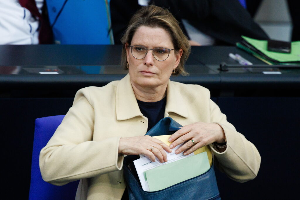 CLEMENS BILAN / KEYSTONE