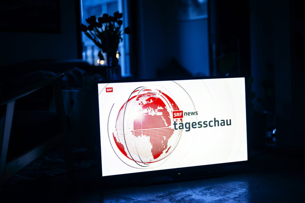 In der «Tagesschau» auf SRF ist die Verhaftung dreier EU-Spitzenleute keine Nachricht wert. Die Ombudsstelle findet: Für die Schweiz sind Korruptionsfälle in der Europäischen Union nicht wichtig