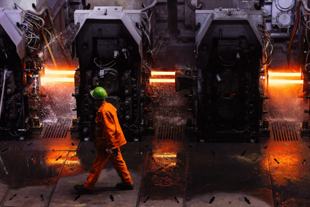 «Mullah-Broker» in Europa: Recherchen der «Welt» zeigen, wie ein europäisches Firmennetzwerk Teheran beim Wiederaufbau seiner Infrastruktur hilft