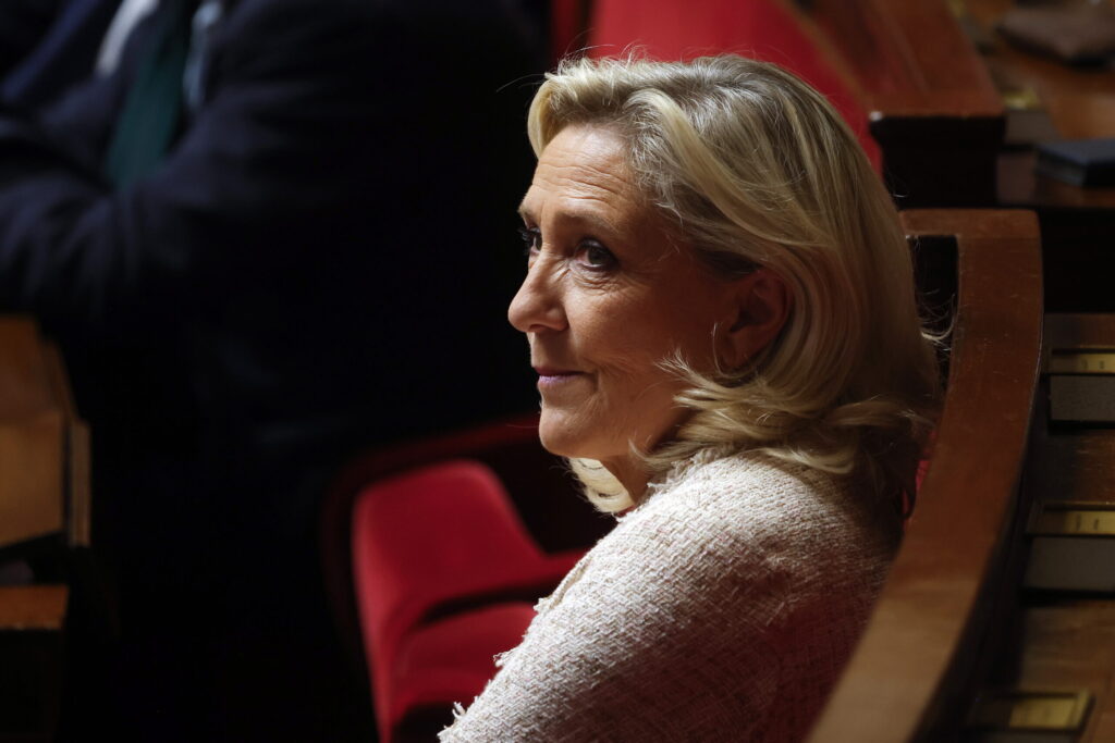 «Blind ausgeführt»: Marine Le Pen kritisiert in Interview Trumps Iran-Strategie