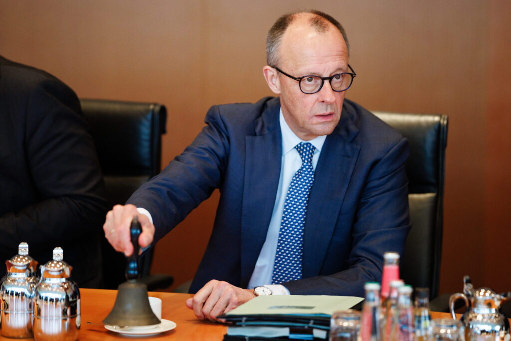 Nach Ablehnung im EU-Parlament: Merz will Chatkontrolle national durchsetzen