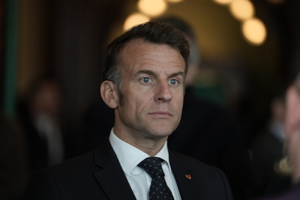 Macron wirft Trump Schwächung der Nato vor